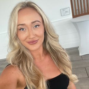 Meet your Posher, Alexandria